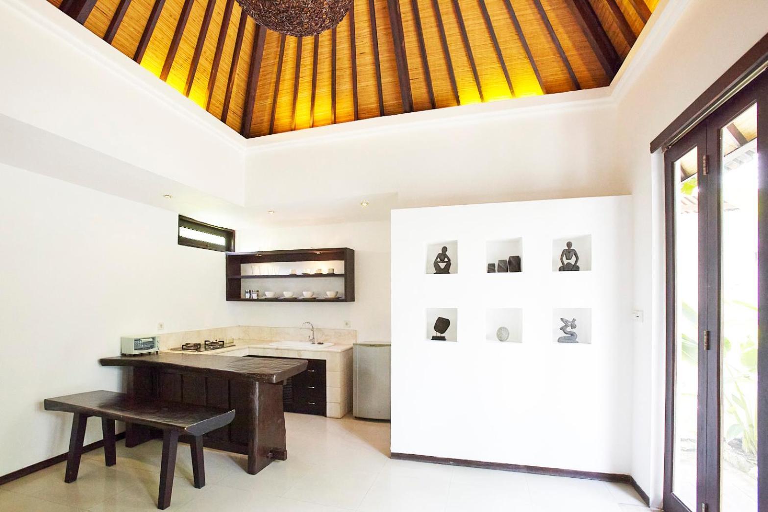 Artemis Villa Hotel Seminyak Exteriör bild