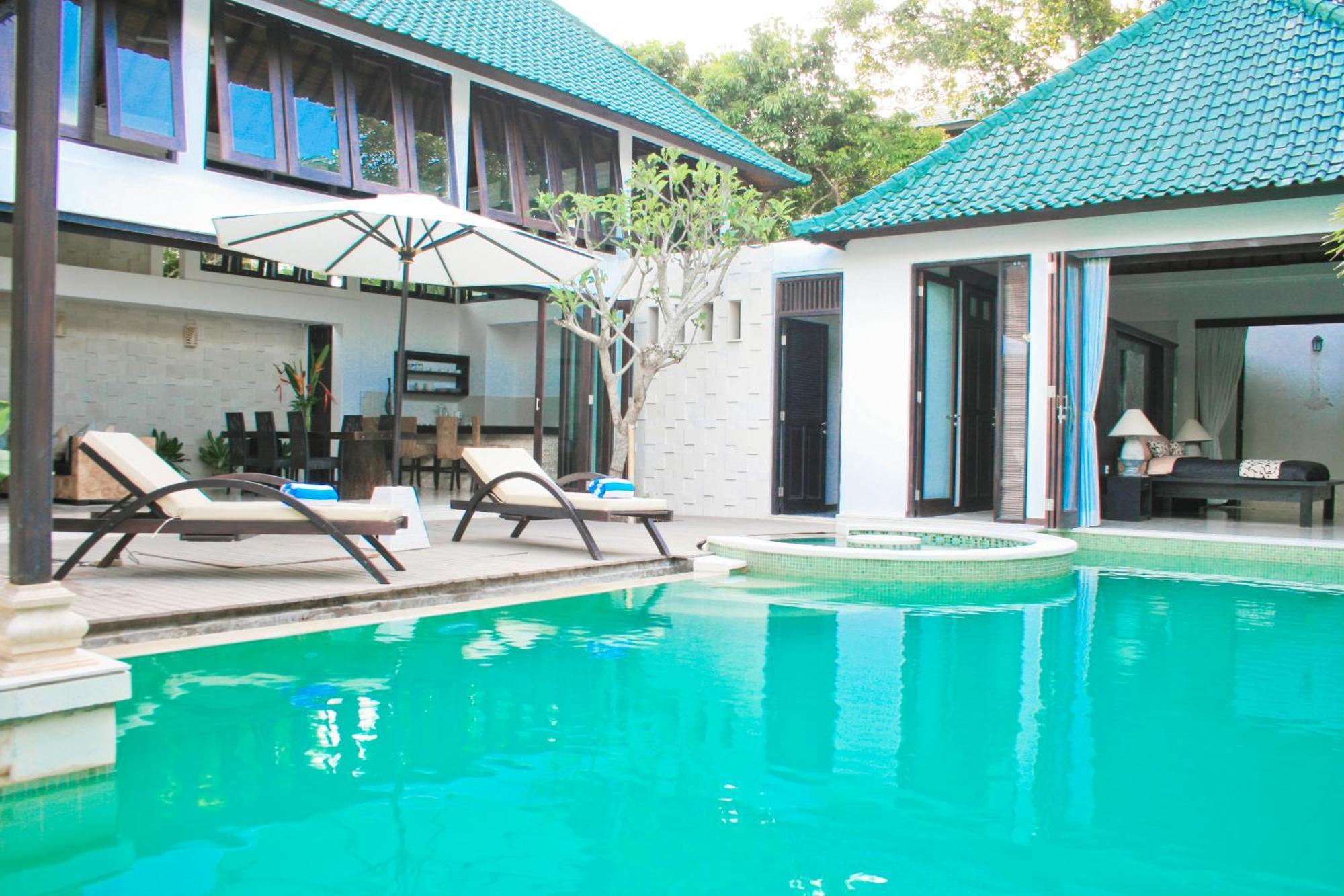 Artemis Villa Hotel Seminyak Exteriör bild