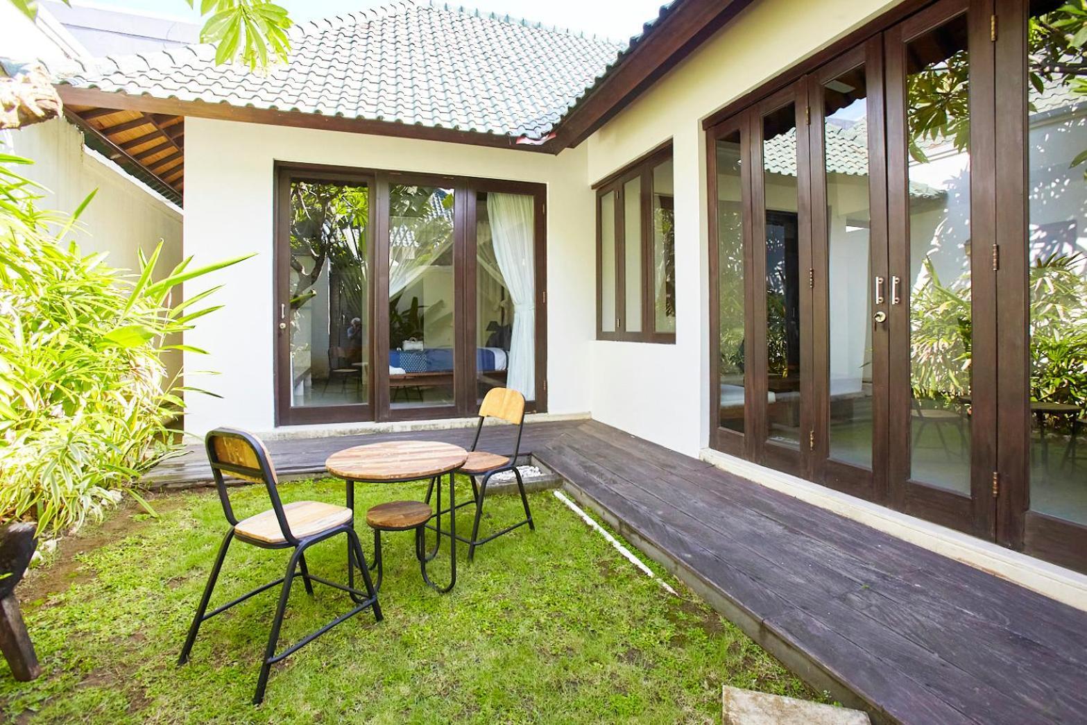 Artemis Villa Hotel Seminyak Exteriör bild