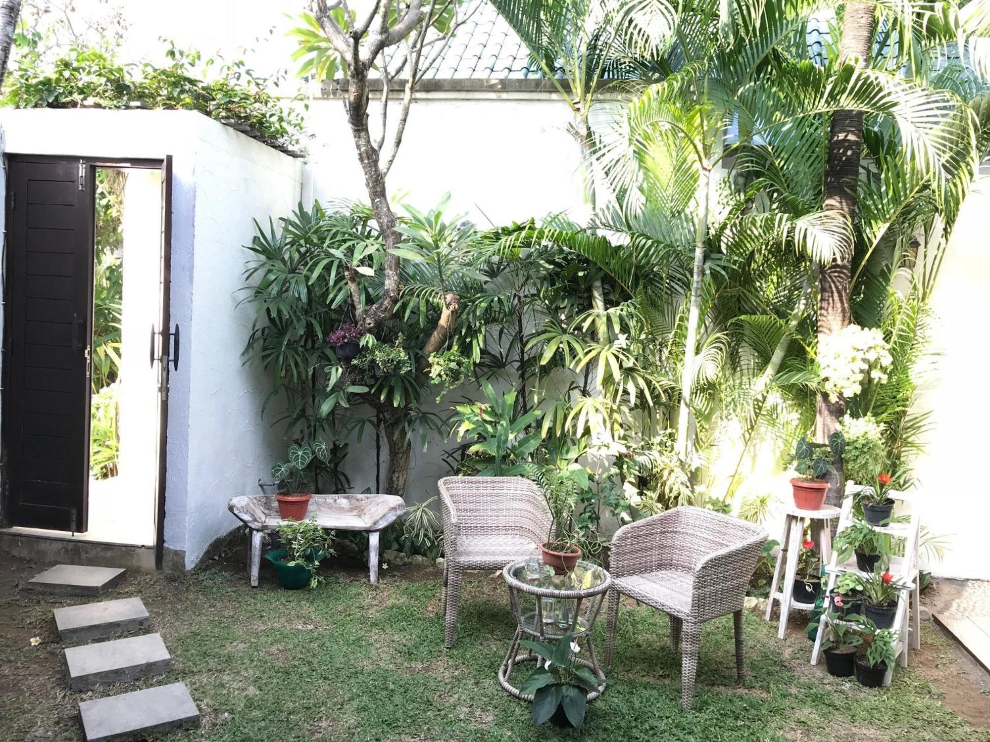 Artemis Villa Hotel Seminyak Exteriör bild